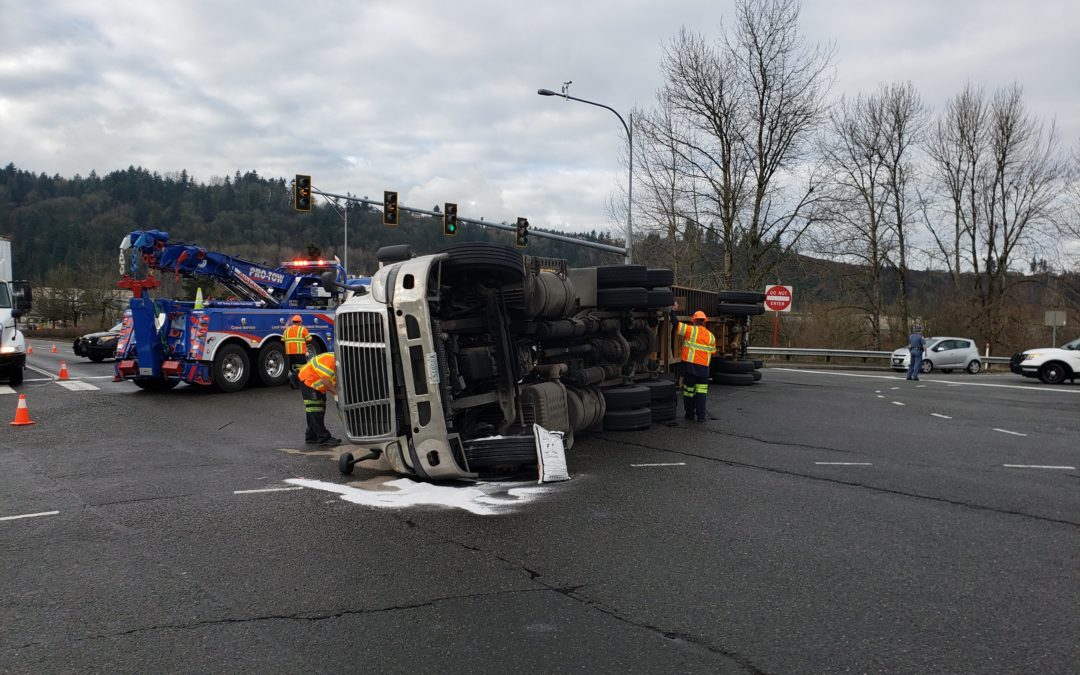 2019-01-22: Motor Oil Spill in Auburn, WA After Semi-Truck Crashes