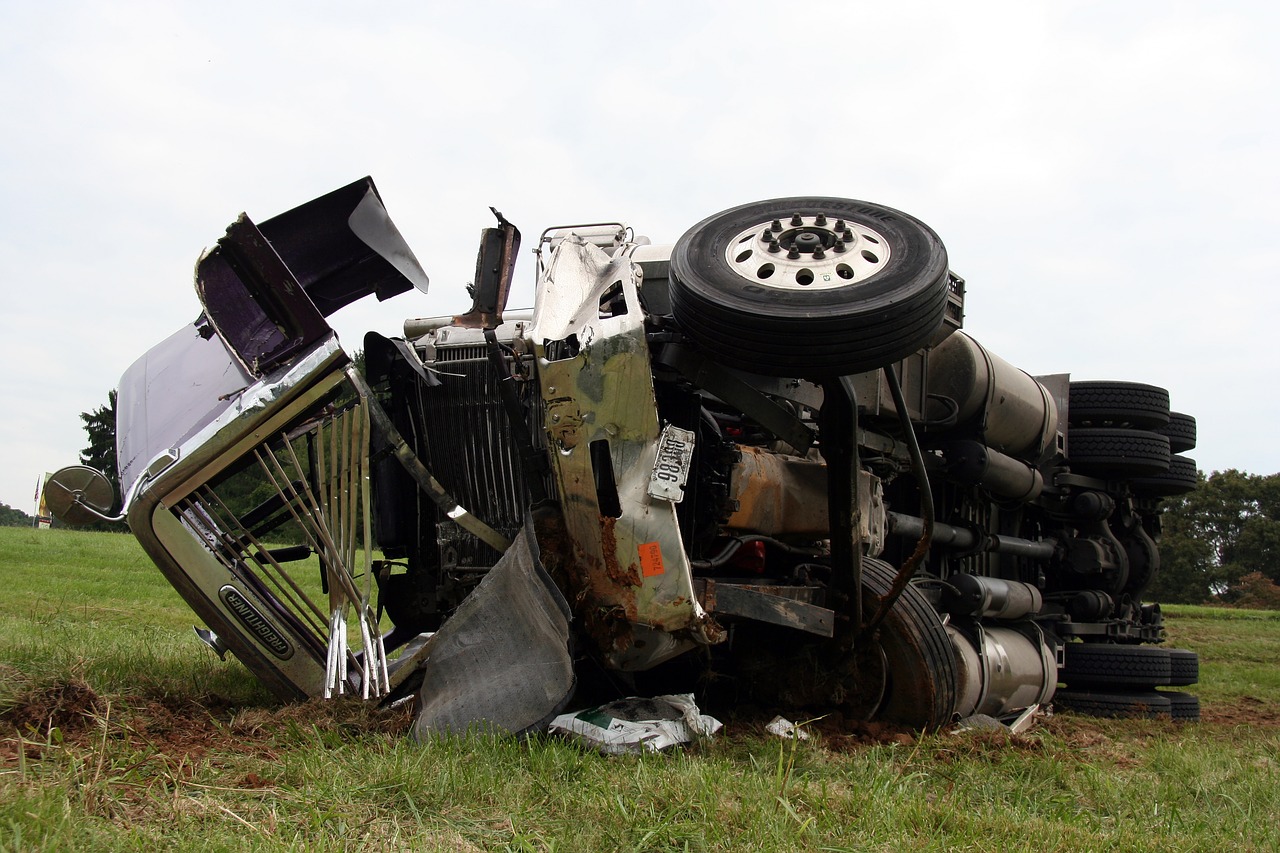 2020-04-30: How You Can Prevent Accidents and Help Truckers During COVID-19 Crisis