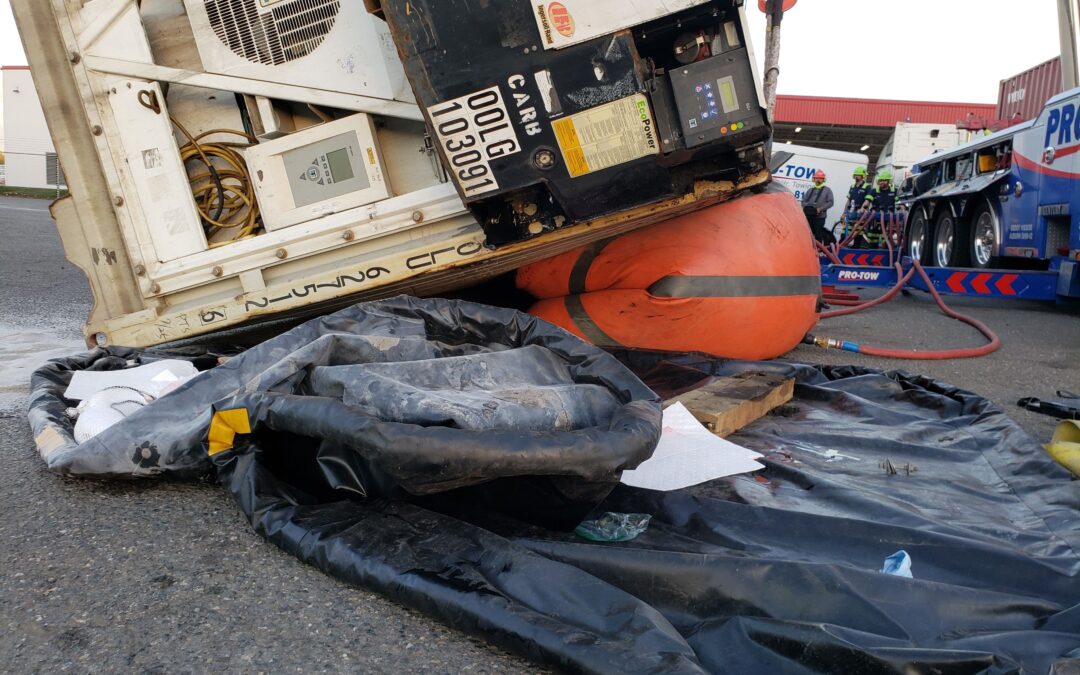 2020-10-28: Extensive Spill Recovery for Tractor Trailer Accident