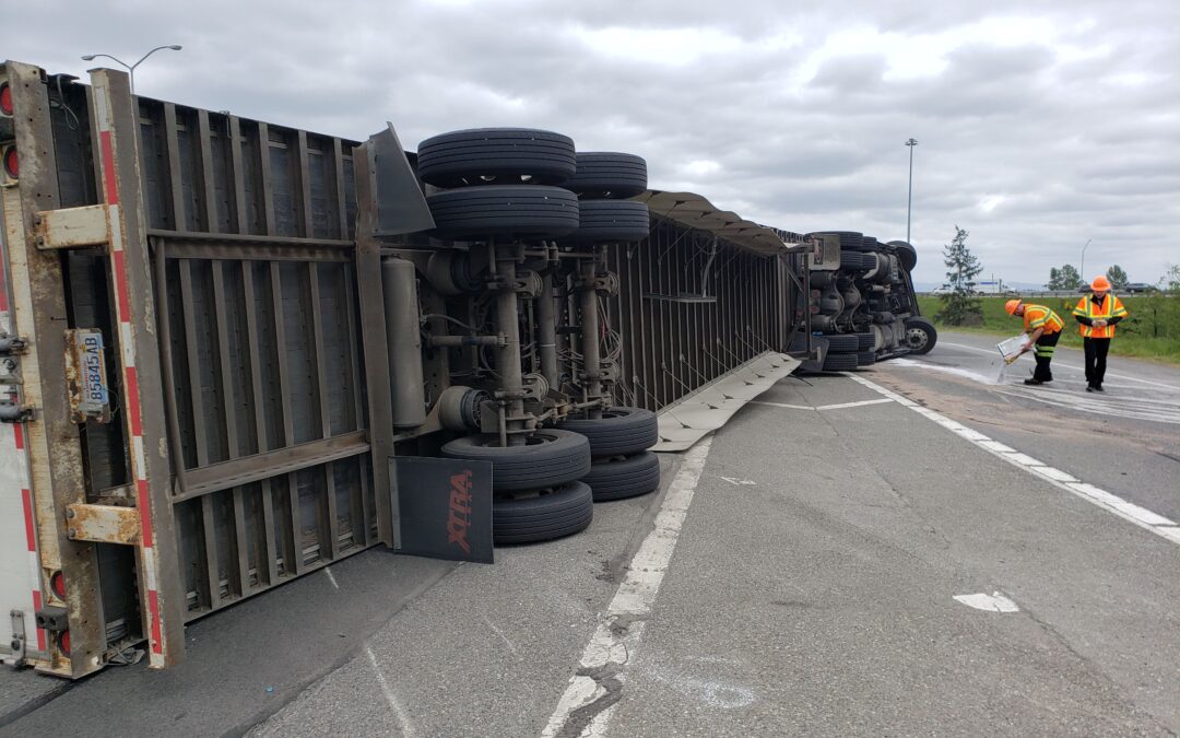 2019-05-02: Semi-Truck Wreck Spill Recovery
