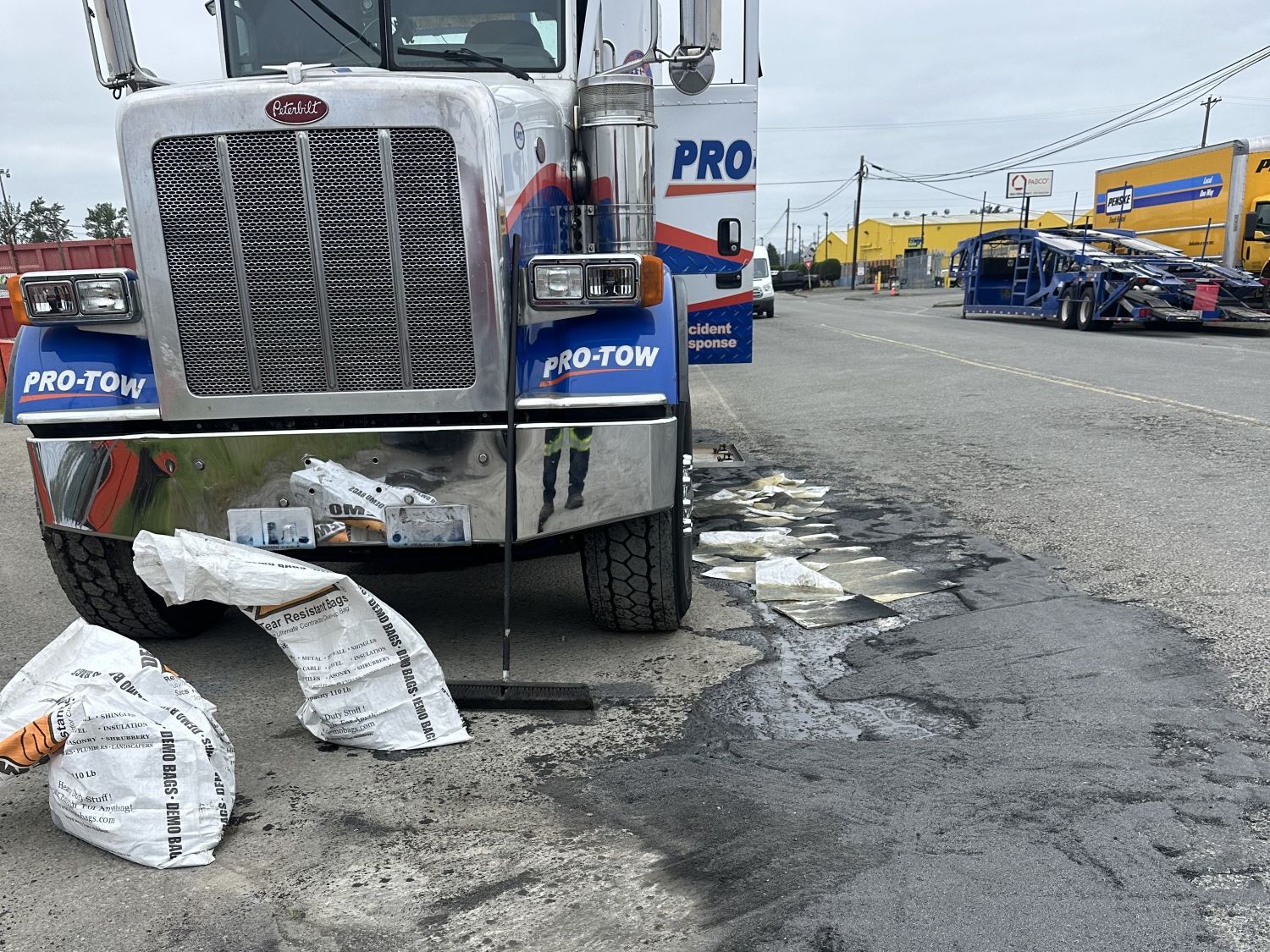 Hydraulic Leak Cleanup