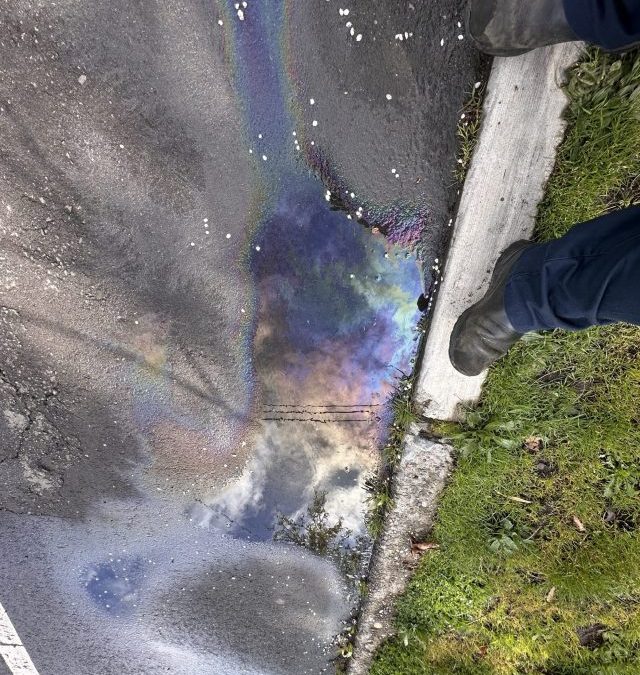 Major Oil Spill Cleanup in Pacific WA